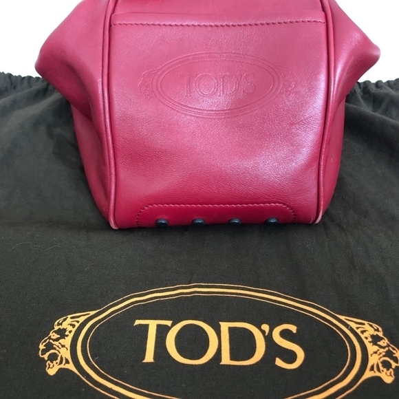 Tod's Red Leather Shoulder Bag - Picture 5 of 8